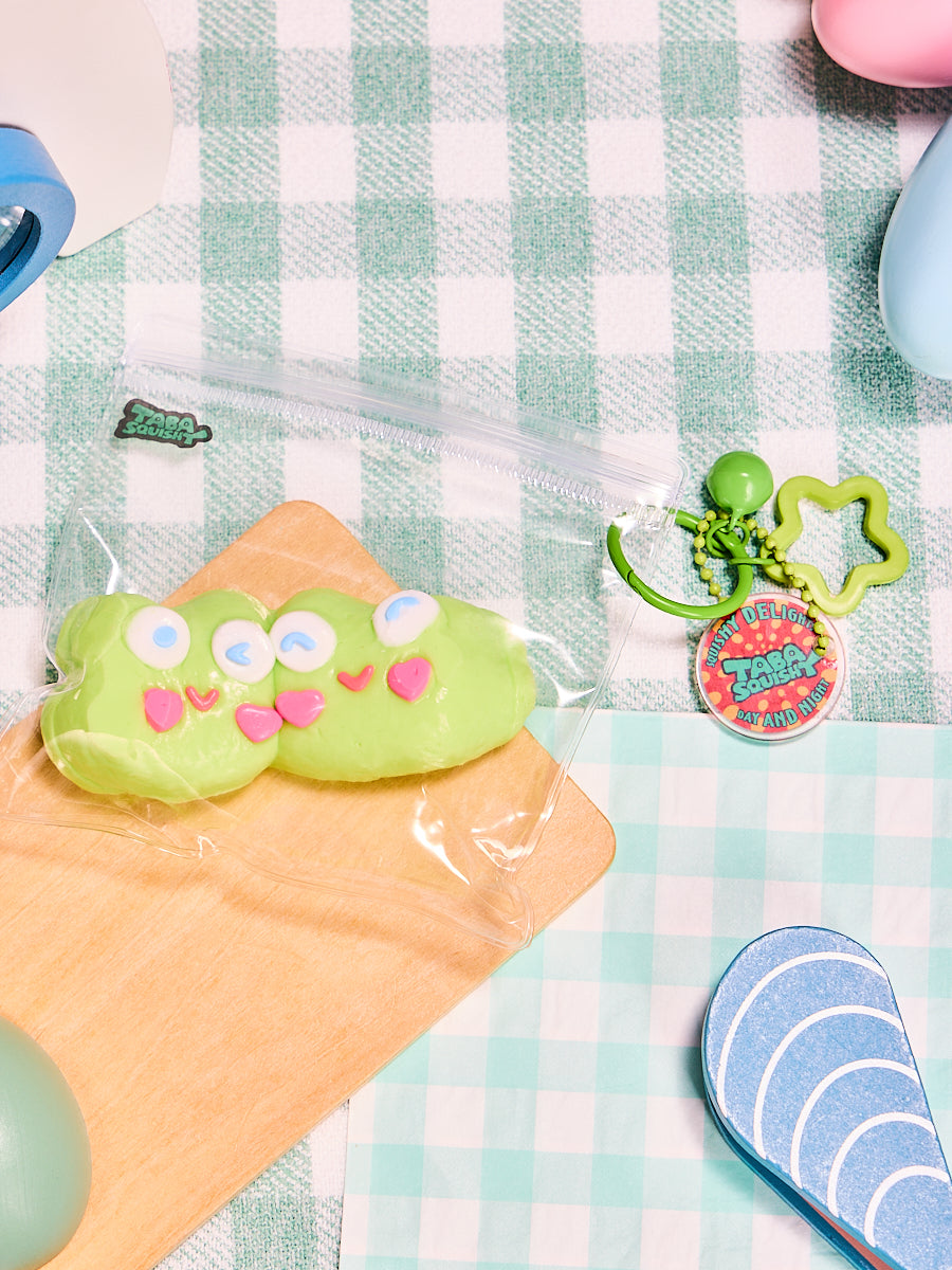 Taba Squishy Double Green Frog Bread Squeeze Toy