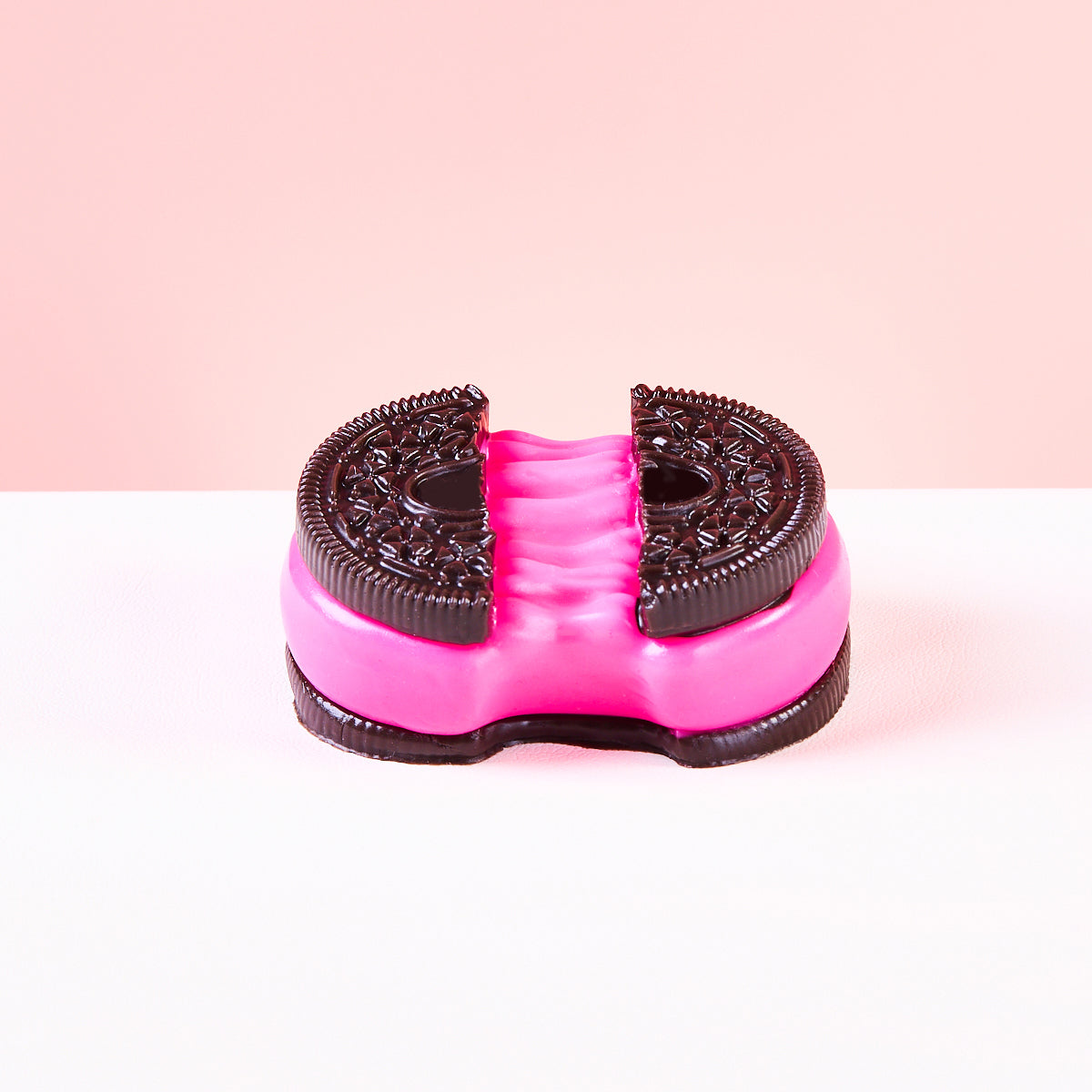 Taba Squishy Black-fuchsia Stretchy Cookie Sandwich Squeeze Toy