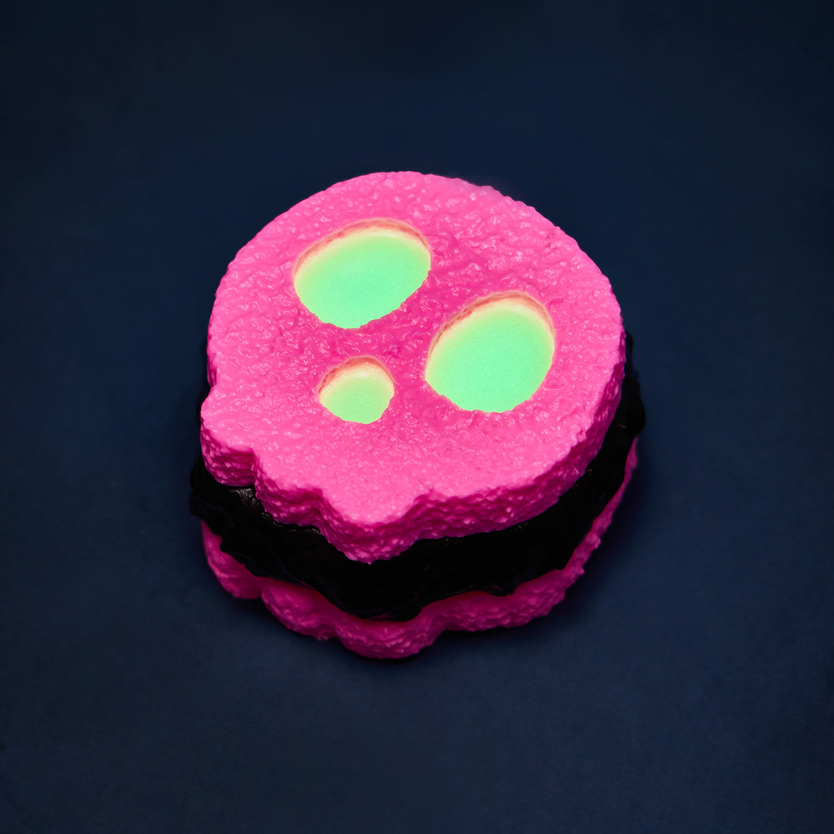 Luminous Green Skull Sandwich Cookie Taba Squishy