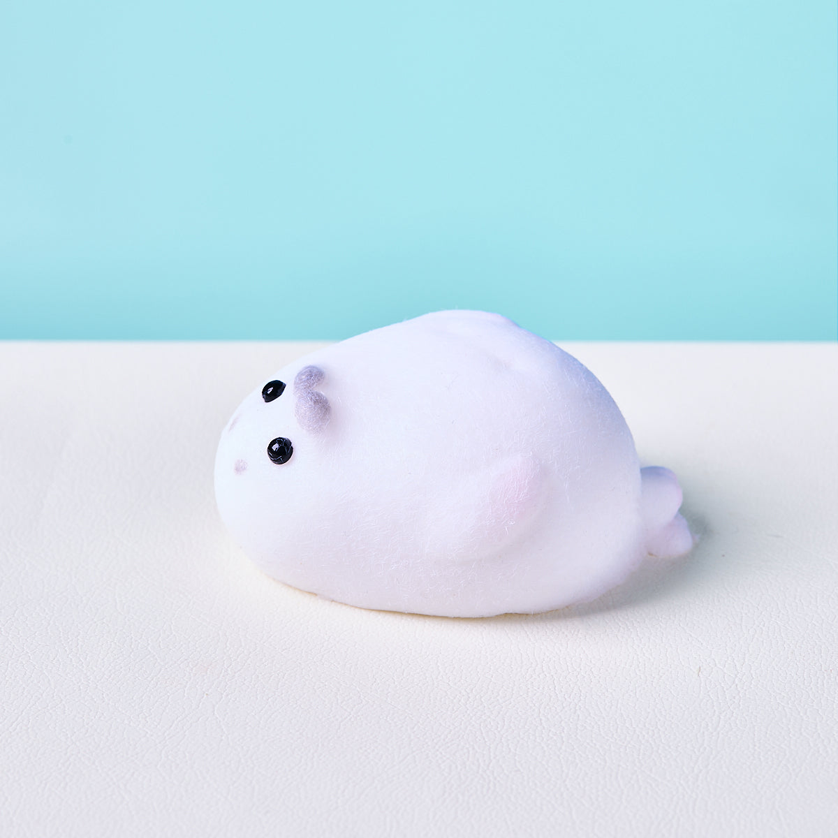 Taba Squishy Cute White Seal Squeeze Toy